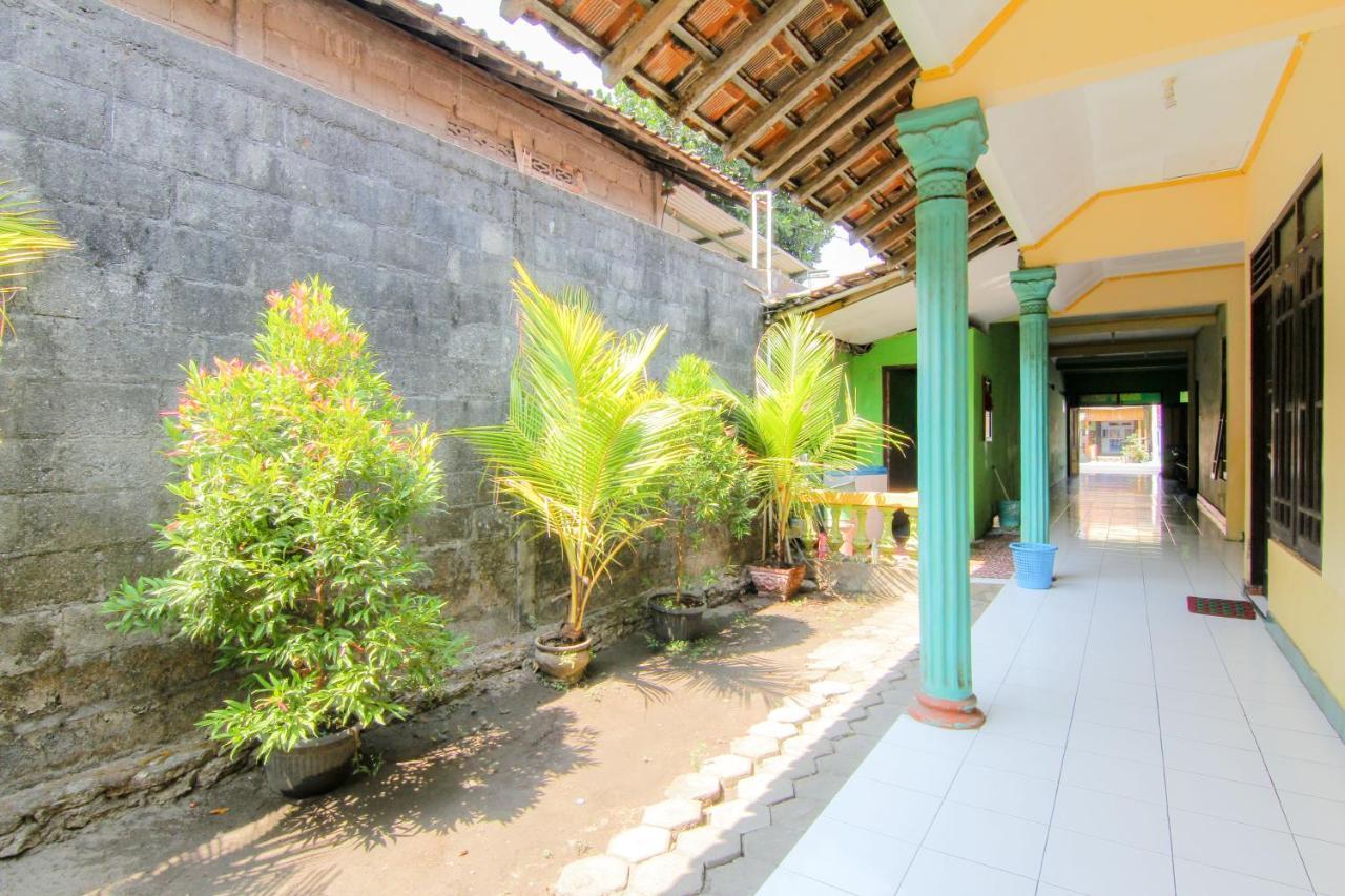 Losmen Melati Hotel Bantul Kültér fotó